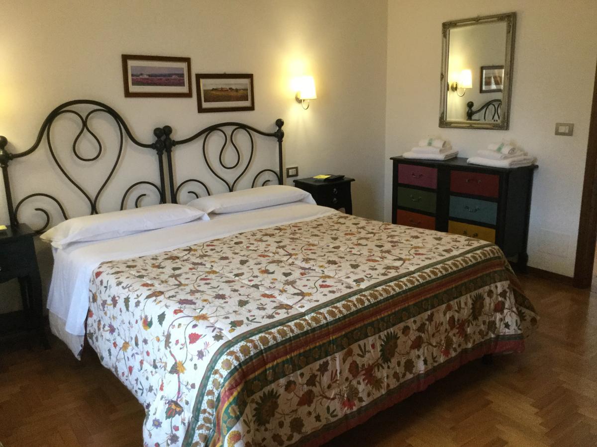 Agriturismo La Sede Di Carlo Saturnia Eksteriør billede